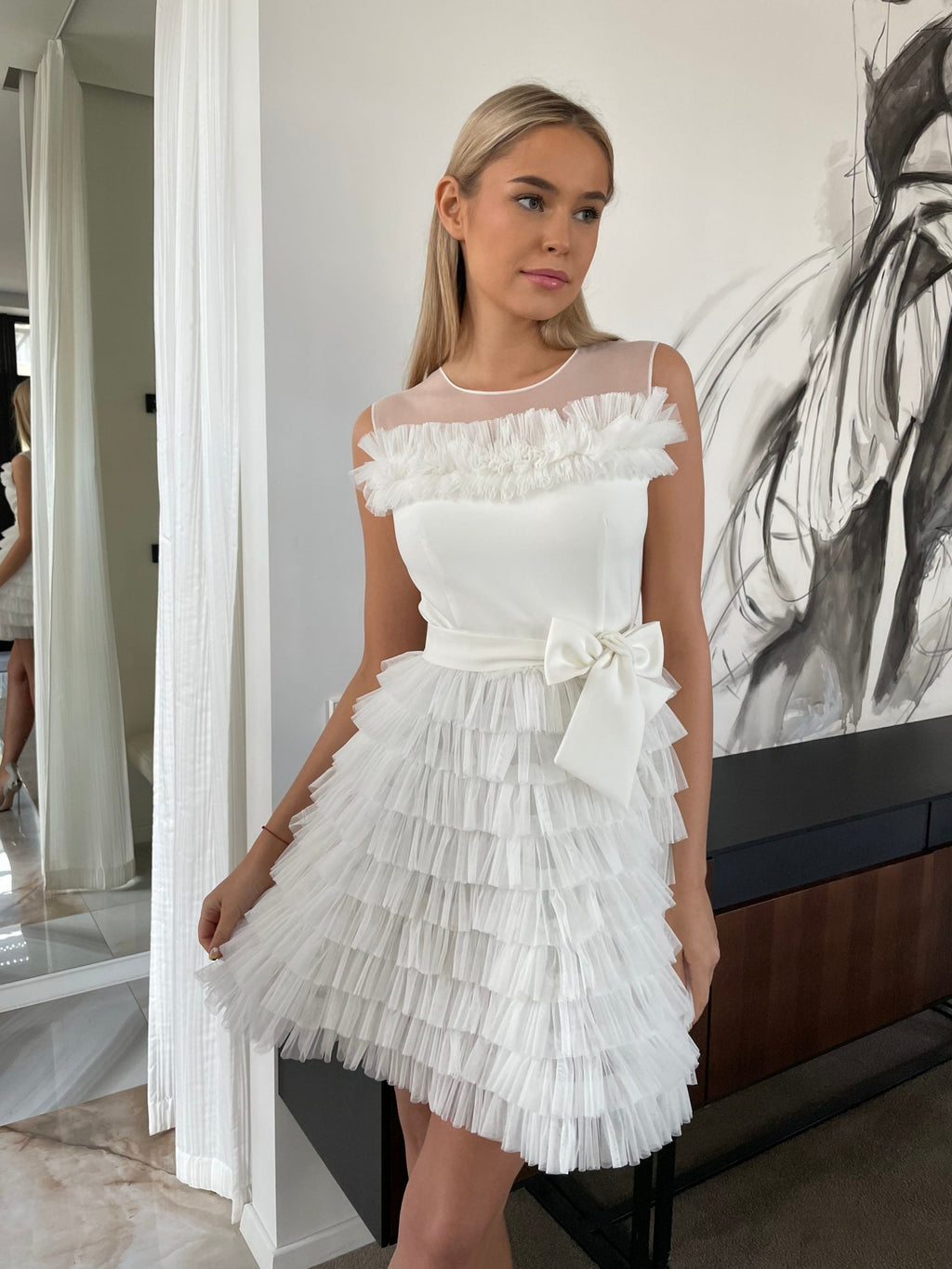 Indoezzi suknelė